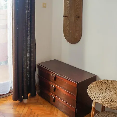 Feriehus Stunning In W/ 4 Bedrooms Siófok